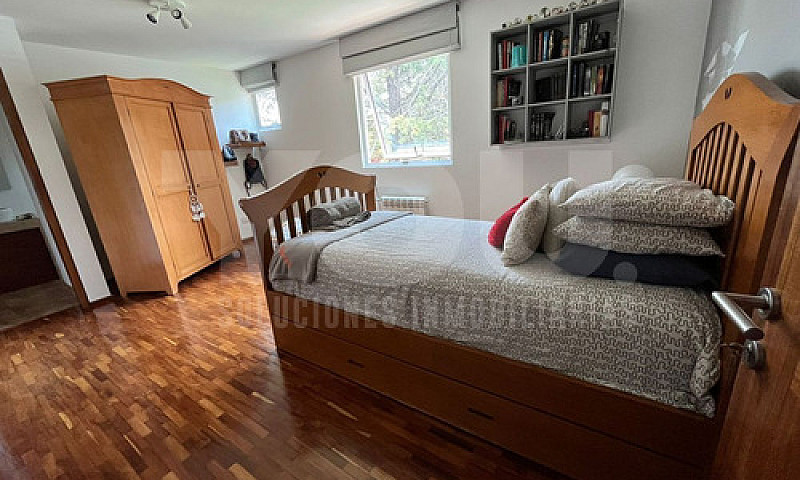 Casa En  Venta Con J...