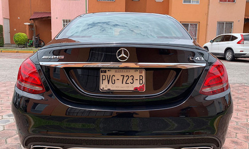 Mercedes Benz Amg C4...