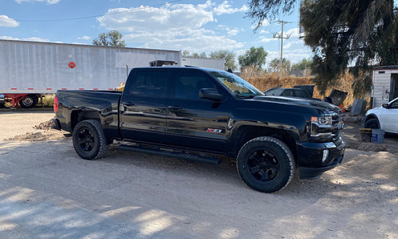 Chevrolet Cheyenne 6...