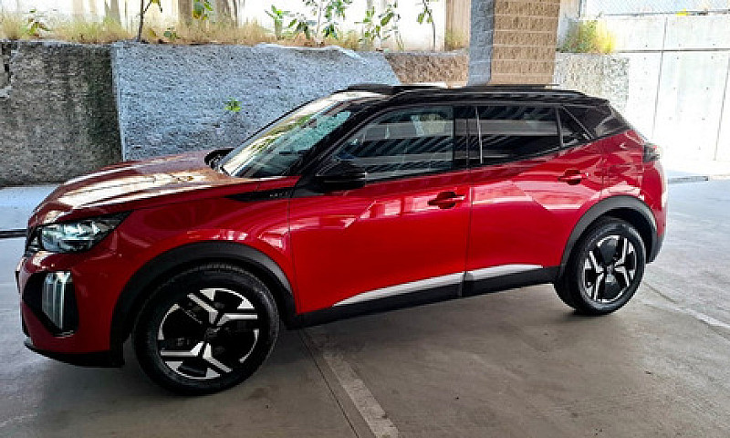 Peugeot 2008 1.2T Pu...