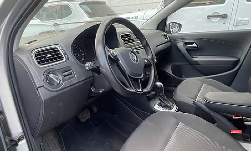 Volkswagen Polo Comf...