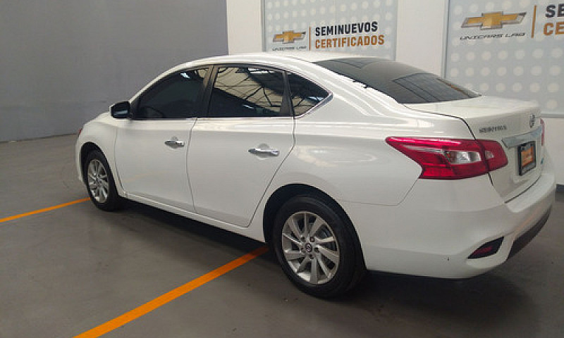 Nissan Sentra 2017...
