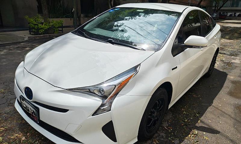 Toyota Prius 1.8 Bas...