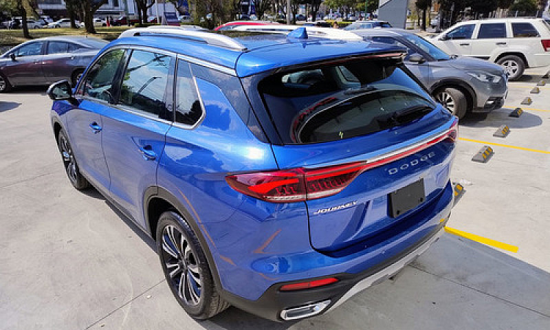 Dodge Journey 2023...