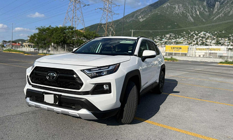 Toyota Rav4 2.5 Adve...