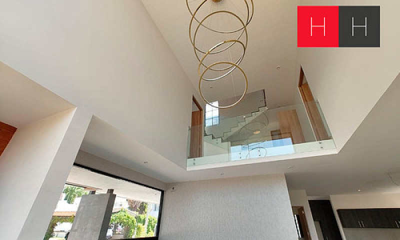 Casa En Venta En Cam...