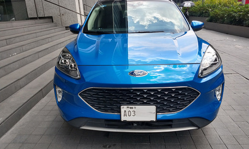 Ford Escape 2.5 Tita...