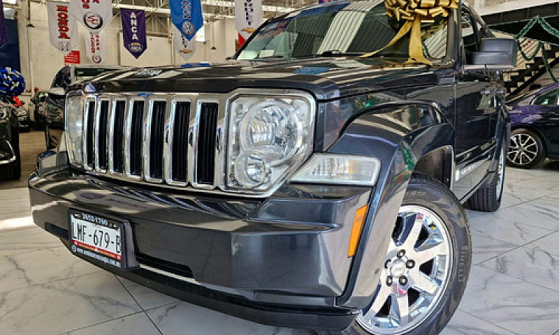 Jeep  Liberty  2011...