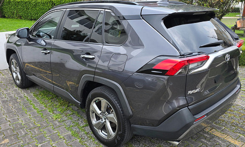 Toyota Rav4 2.5 Limi...