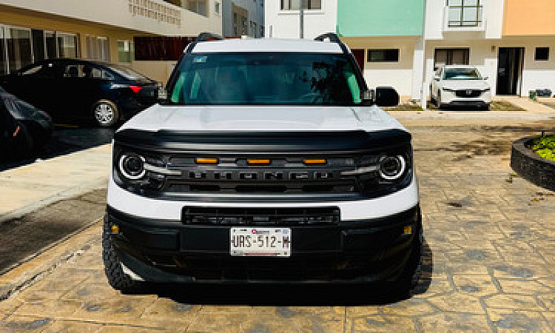 Ford Bronco Sport 1....