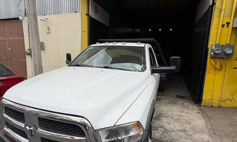 Ram 4000 Chasis Cabi...