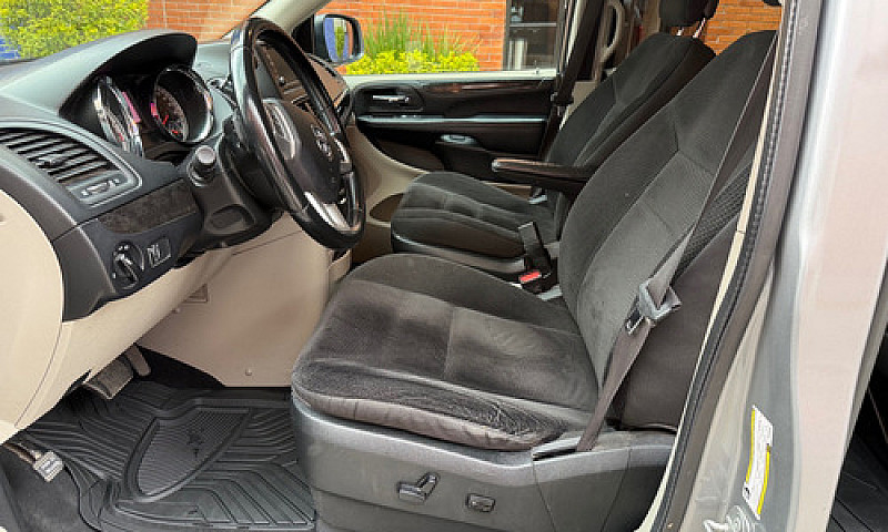 Dodge Grand Caravan ...