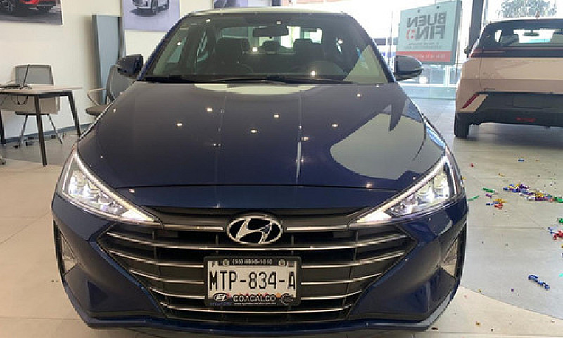 Hyundai Elantra 2019...