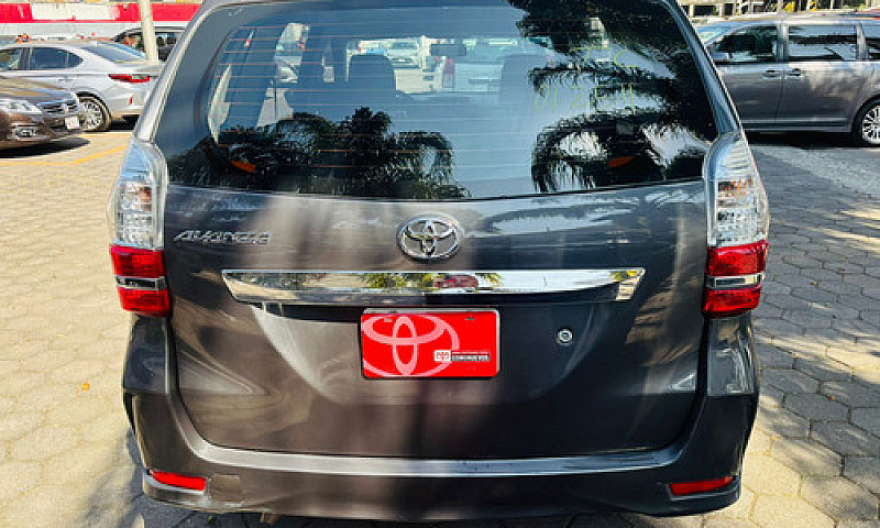 Toyota Avanza 2021...