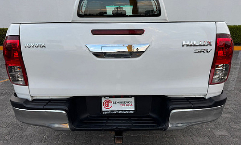 Toyota  Hilux Pick-U...