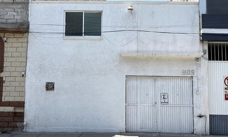Casa En Venta Con Di...