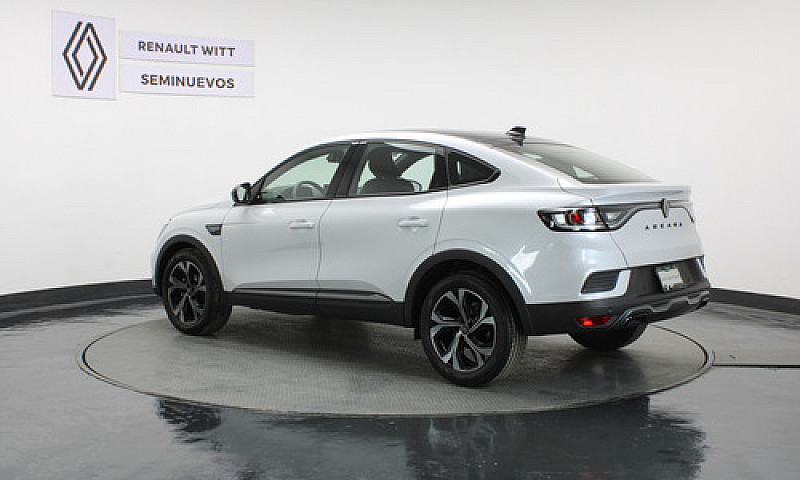 Renault Arkana 2025...