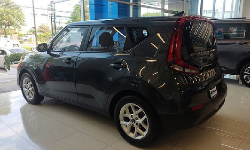 Kia Soul 2021...