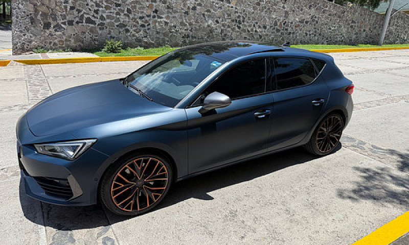 Cupra Leon 300Hp...