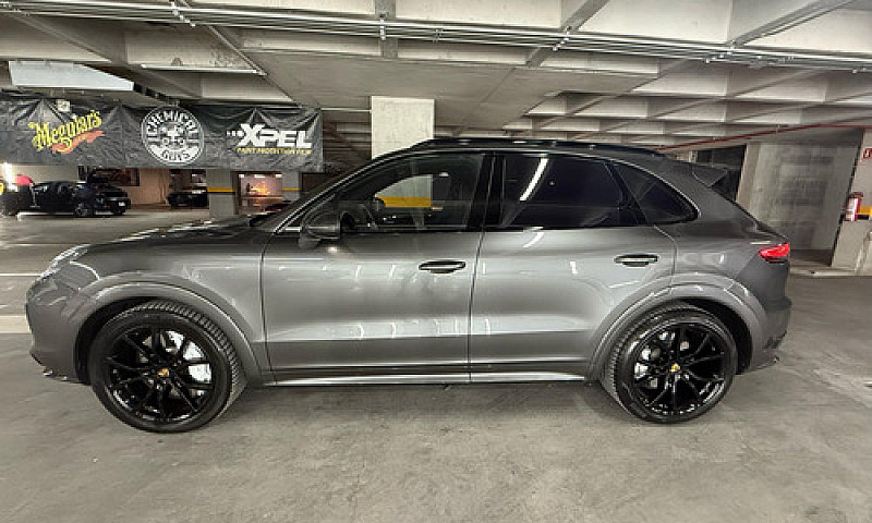 Porsche Cayenne 4.9 ...