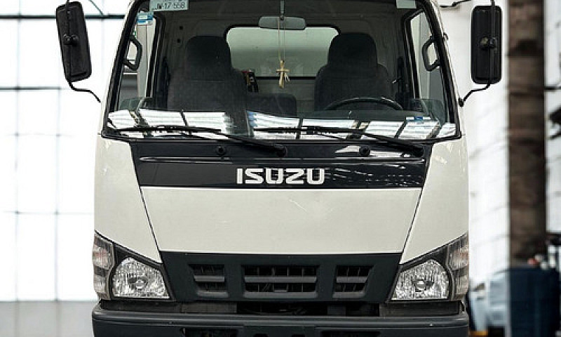 Isuzu Elf 100 2019 C...