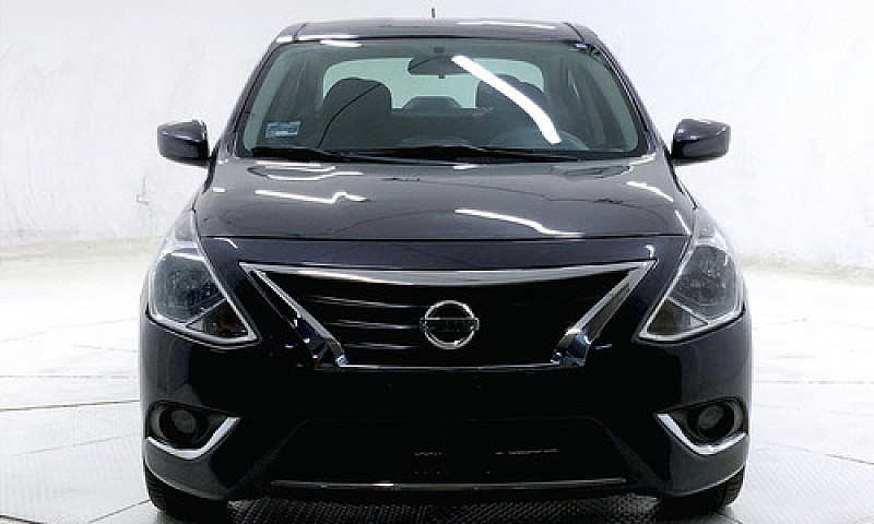 Nissan Versa 2017...