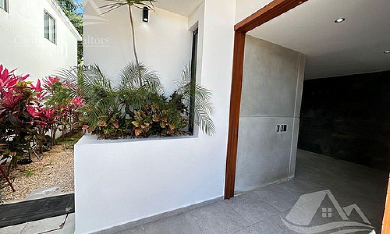 Casa En Venta En Lag...