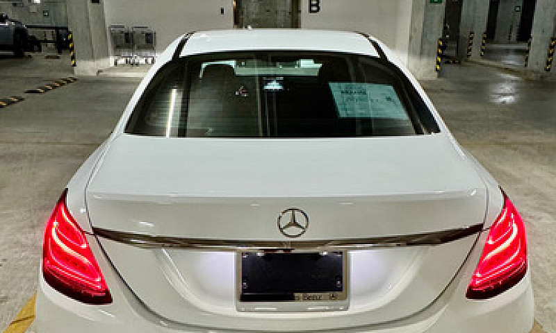 Mercedes-Benz Clase ...