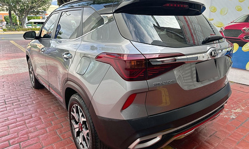 Kia Seltos 2021...