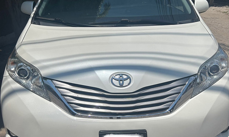 Toyota Sienna 3.5 Xl...