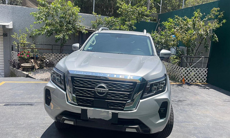 Nissan Frontier 2.5 ...