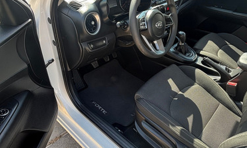 Kia Forte 2.0 Lx Mt...