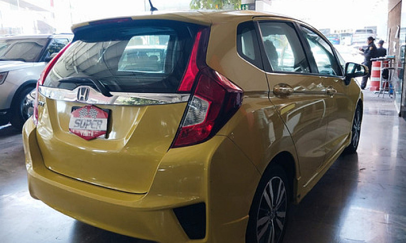 Honda Fit 2015...