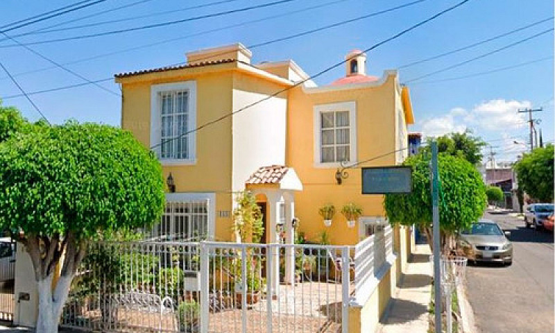 Casa - Remate Bancar...