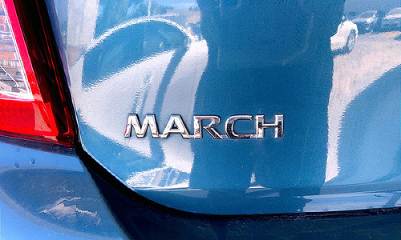 Nissan March 2020...