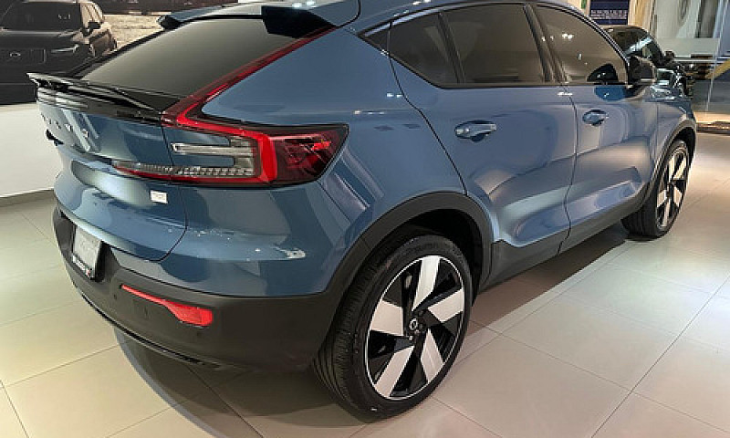 Volvo C40 5P Recharg...