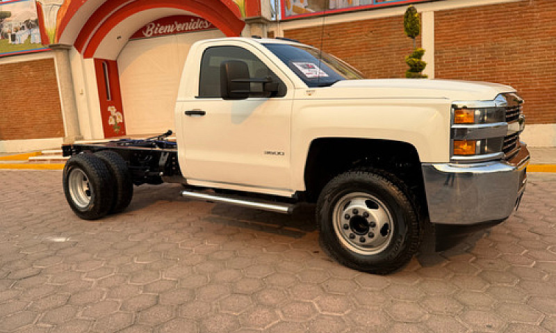Chevrolet Silverado ...