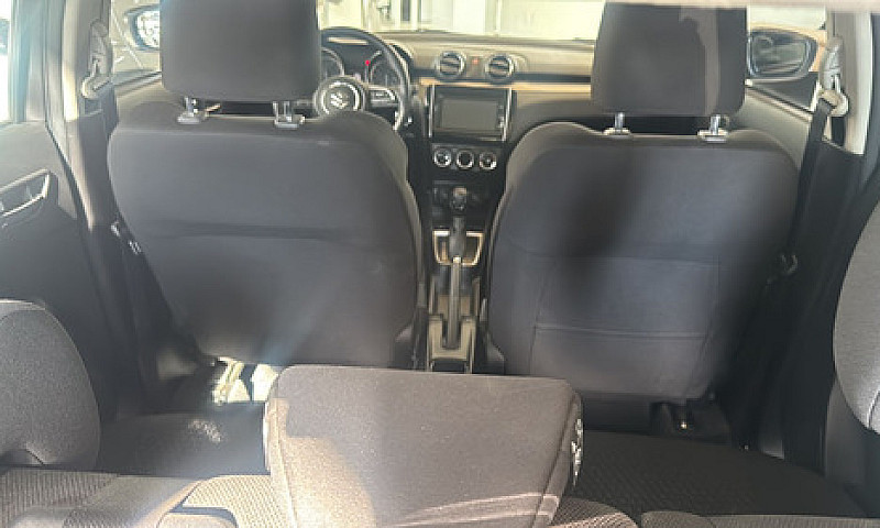Suzuki Swift 2023...