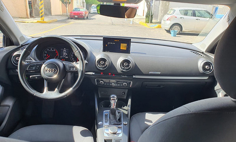Audi A3 2.0 L Dynami...