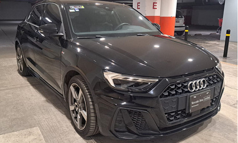 Audi A1 2023...