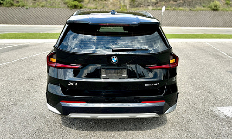 Bmw X1 Sdrive 18I Bl...