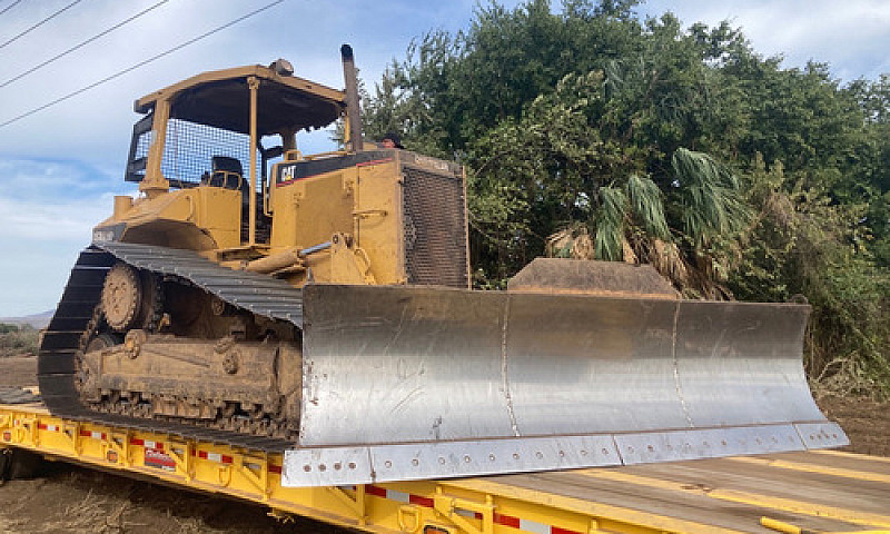 Caterpillar D6M Sin ...