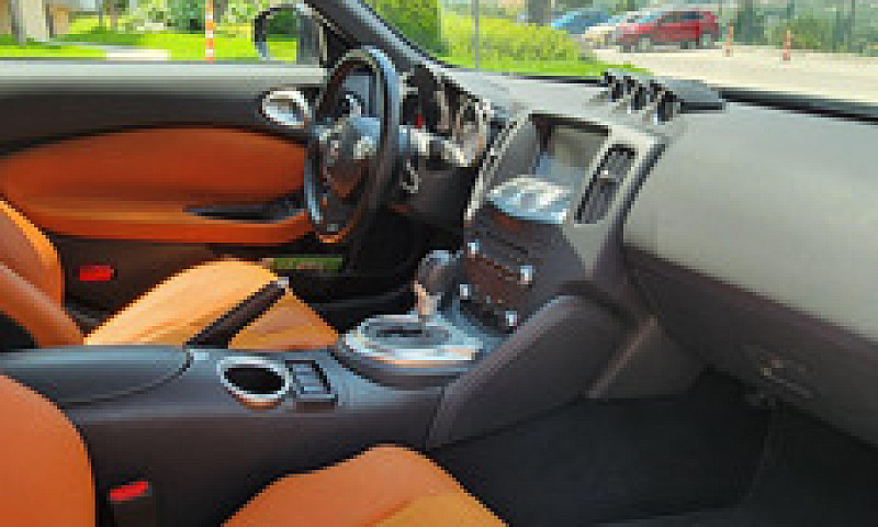 Nissan 370Z 3.7 Tour...