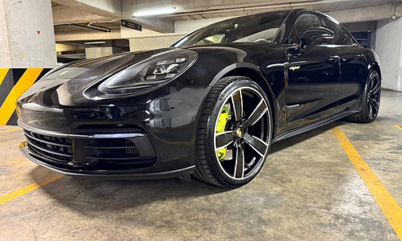 Porsche Panamera 4 E...