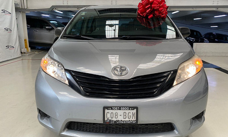 Toyota Sienna 2015 S...