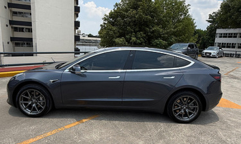 Tesla , Model 3 Long...
