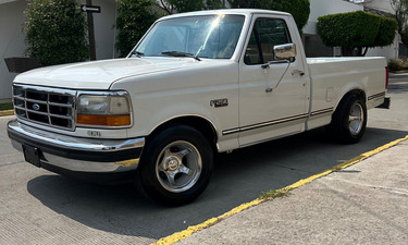Ford F-250 Xlt...