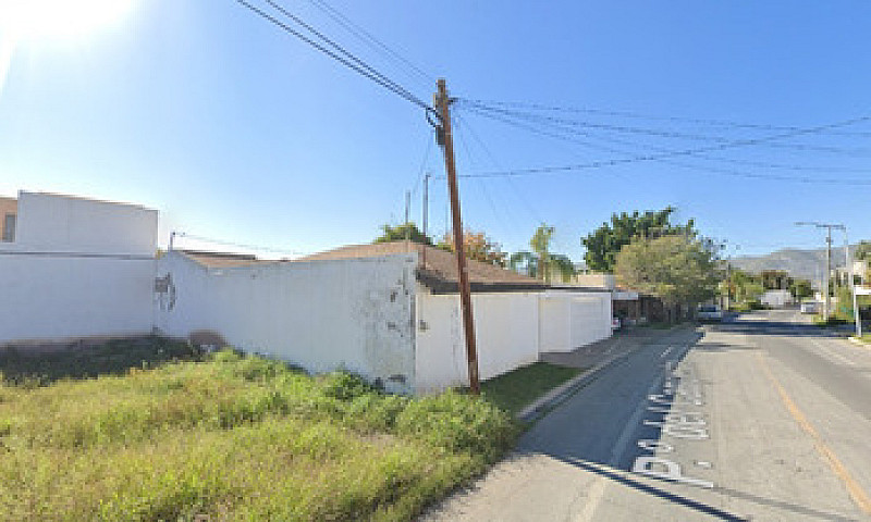 Casa En Remate En Re...