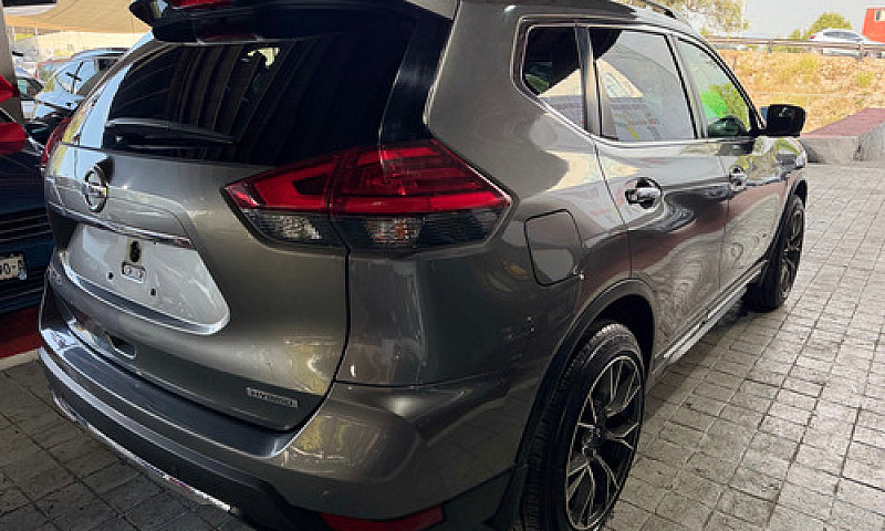 Nissan X-Trail 2.0 E...