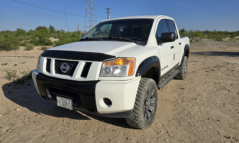 Nissan Titan 5.6L S ...